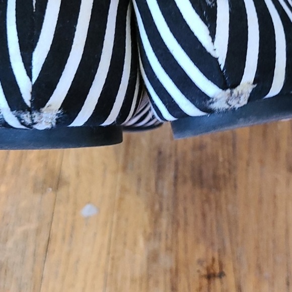Express Black & White Striped Flats - Picture 6 of 8